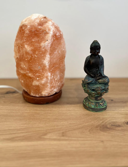 🧡 Lámpara de Sal del Himalaya – Calidez y Armonía Natural