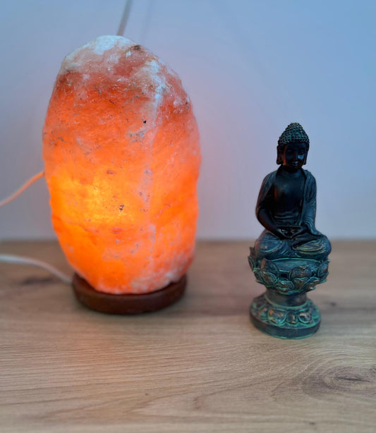 🧡 Lámpara de Sal del Himalaya – Calidez y Armonía Natural